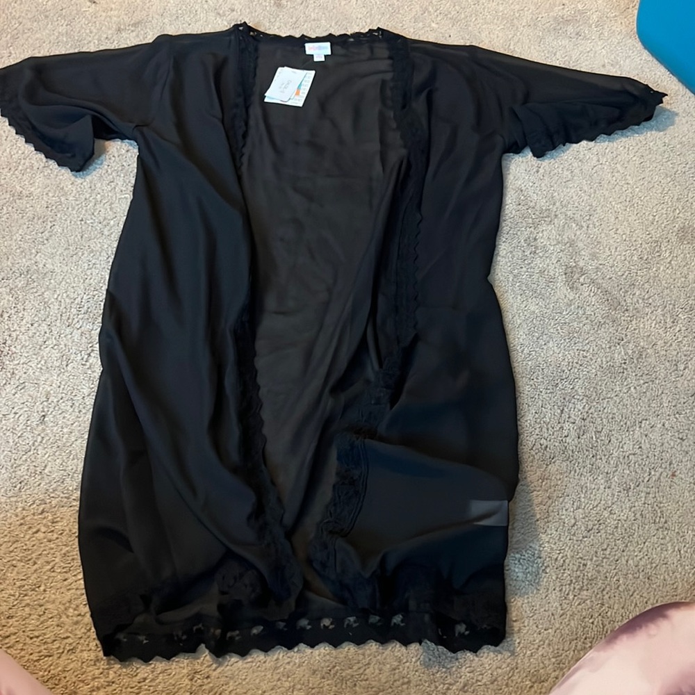 Brand new LuLaRoe Chloe size small.
